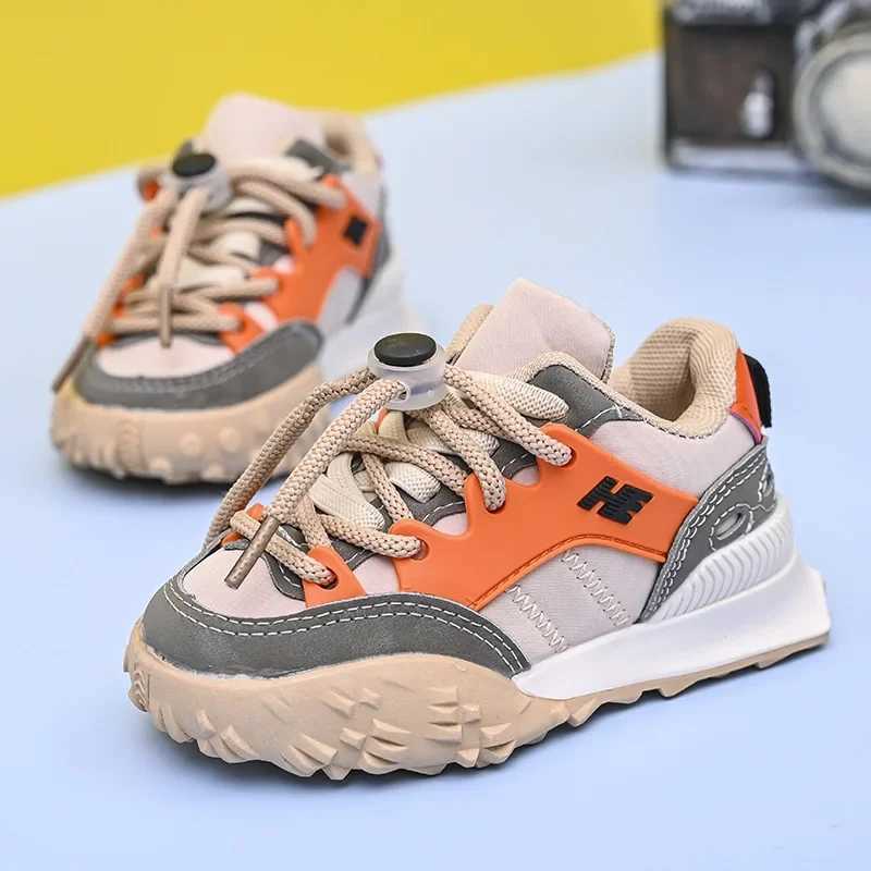Childrens sports shoes for winter and autumn baby cotton shoes for girls fashionable color matching bulky sports shoes for boys warm and soft running 