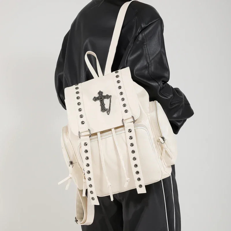 Rivet Y2K Backpack Women Gothic Punk PU Leather Shoulder Bag Ladies Vintage Harajuku Backpacks College Large Capacity School Bag 250318