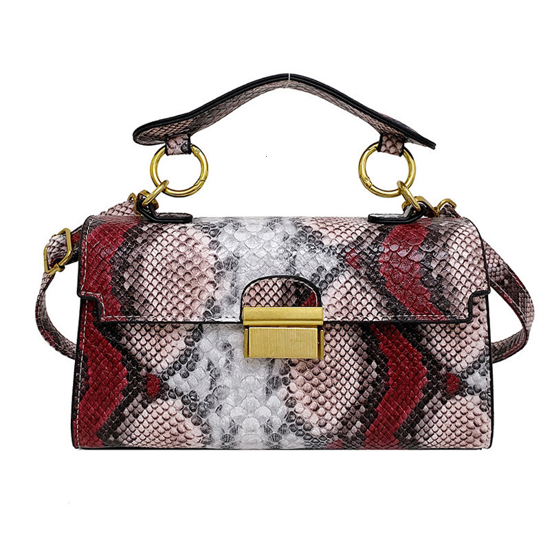 Small Square Bag 2025 New Fashionable Designer Women s Handbag High Quality Serpentine Crossbody Bag Chain Underarm Tote Bag Casual Wallet Storage Cut