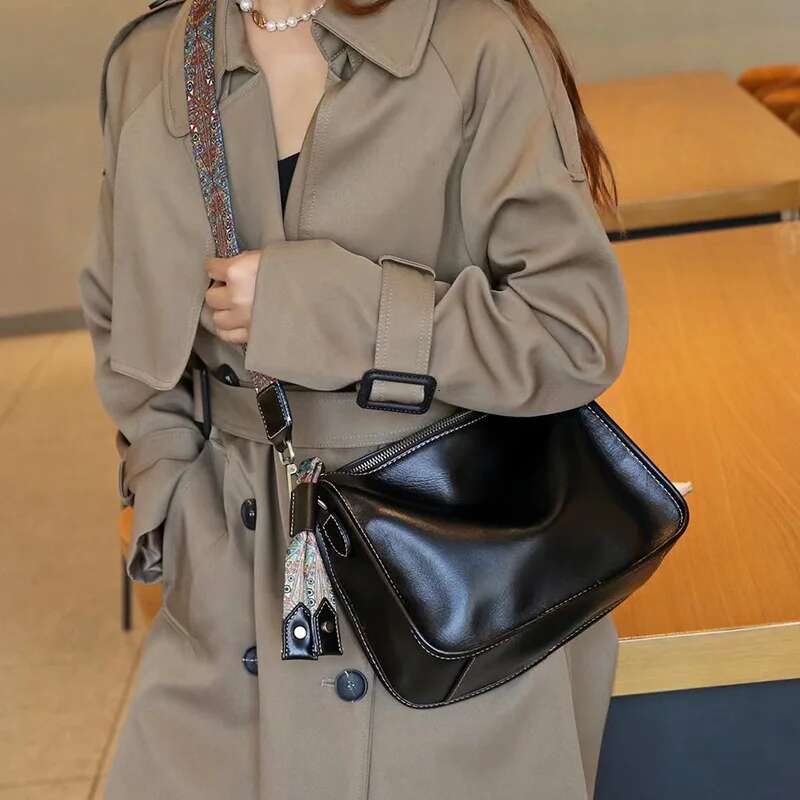 2024 New Women Underarm Bags Female Genuine Leather Retro Crossbody Ladies Cowhide Simple Shoulder Bag Commute Handbags