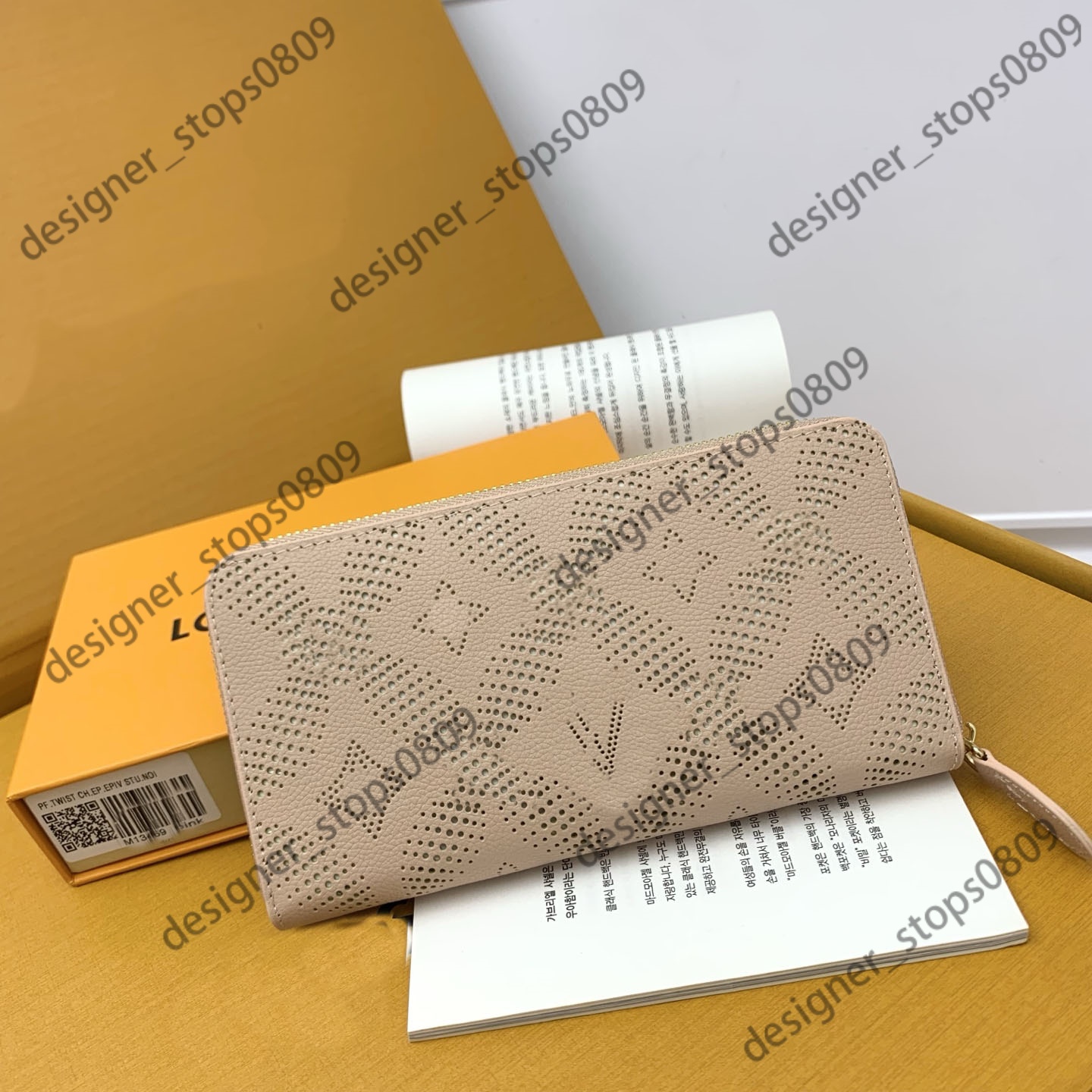 Designer Wallet, Me… - image