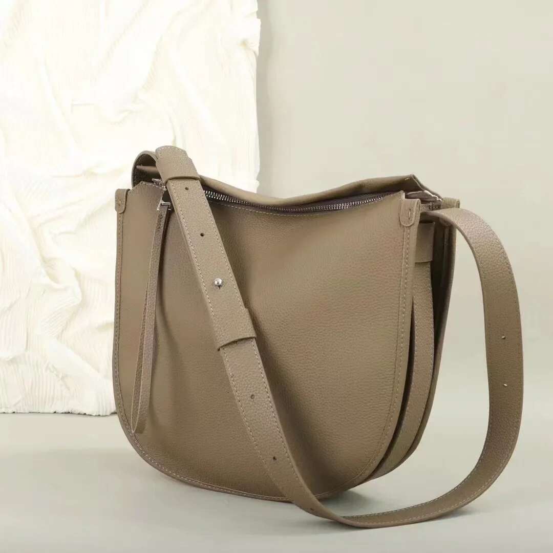 2023 High Quality Women Saddle Bag New Genuine Leather Female Versatile Handbags Ladies Simple Large Shoulder Crossbody Bags