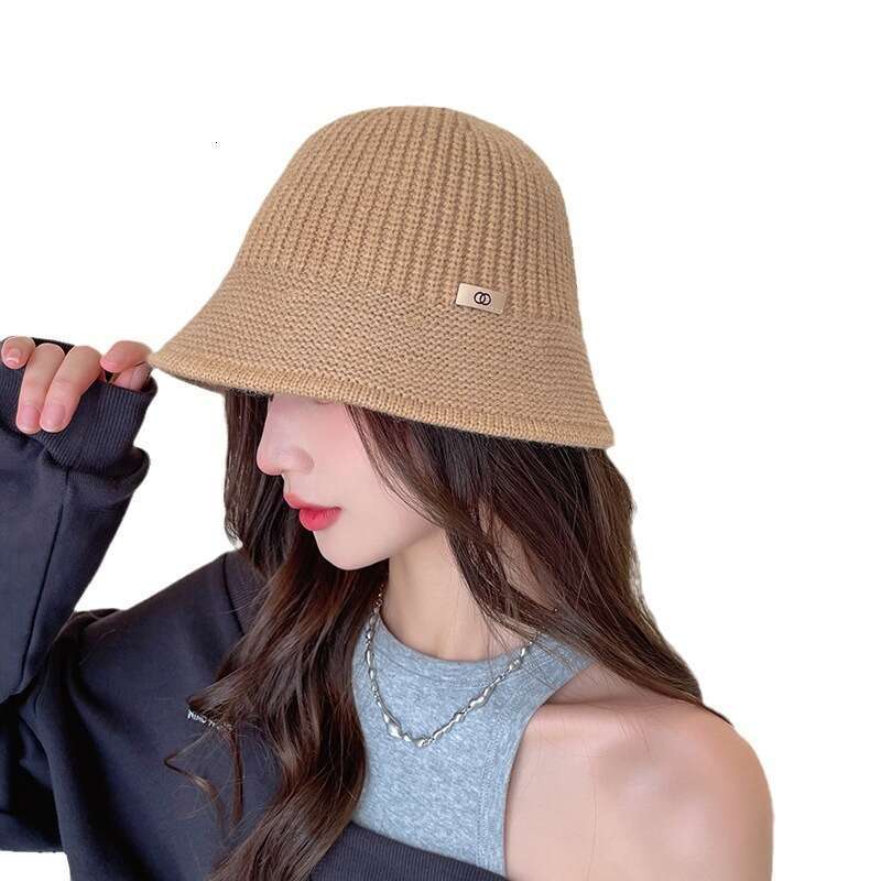 2024 New Autumn and Winter Premium Fragrant Knitted Casual Fashion Bucket Show Face Small Fisherman Hat