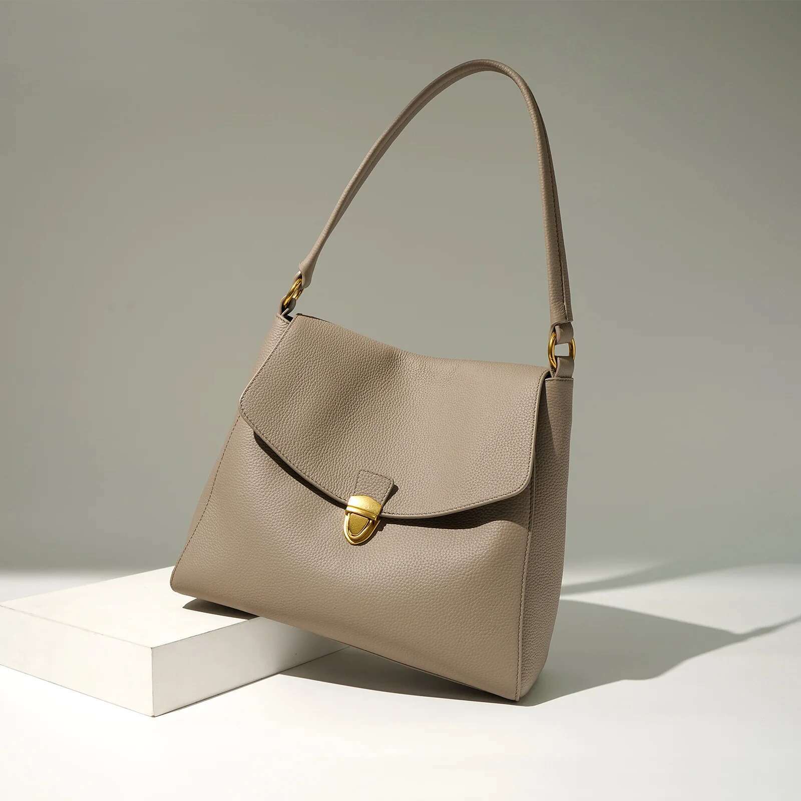 Genuine Women Casual Tote Bags 2024 High Quality Classic Versatile Handbags Ladies Soft Leather Shoulder Messenger Bag