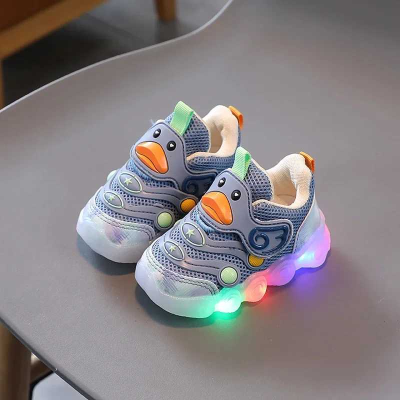 Childrens LED casual shoes cute duck sports shoes childrens glowing tennis shoes boys and girls breathable mesh sports shoes SapatoXJ250318
