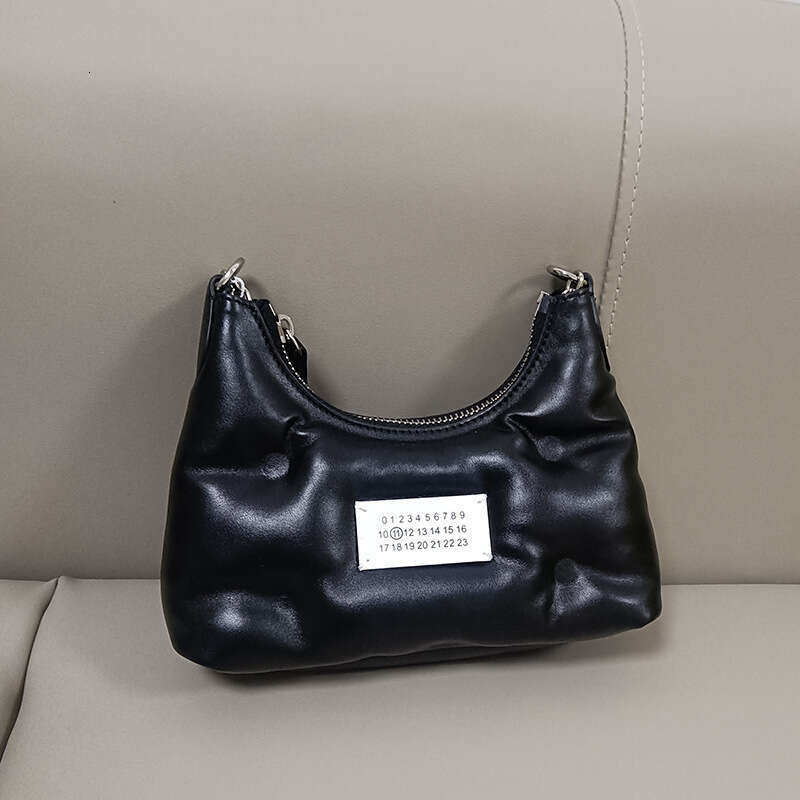 High Version Mm6 Liu Wen, Same As Hobo Mini Underarm Leather Diagonal Straddle Bag For Women