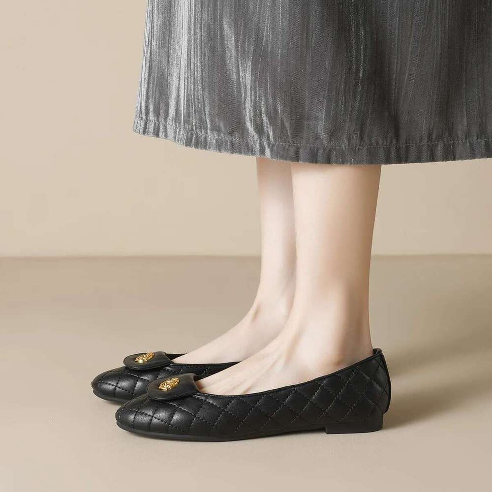 New spring women's outdoor Round toe design Black Mary Jane Ladies casual flat Work Boat shoes 41-43
