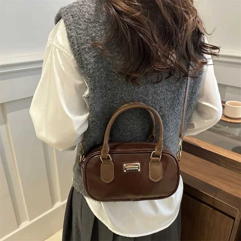 Womens Bowling Wen Top-handle Shoder Bags Pu Leather Ladies Crossbody Bag Vintage Simple Fem Small Handbags Tote Purse Y250318