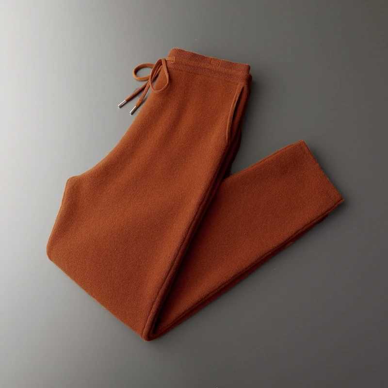 New 100% cotton mens padded warm and casual wide leg open top cashmere pants suitable for autumn and winter wear. W250318