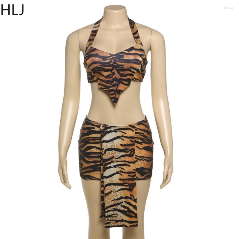 Womens Tracksuits HLJ Sexy Leopard Print Two Piece Set For Women Halter Deep V-neck Crop Top And Bodycon Skirt Suit Female Streetwear