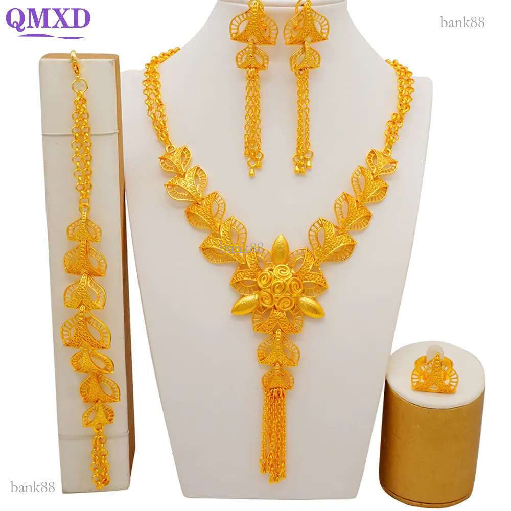 Wedding Jewelry Sets Trendy Nigerian Dubai Gold Color Jewelry Set For Women Tassel Long Chain Bridal Long Necklace Bracelet Earring Ring Wedding Sets 