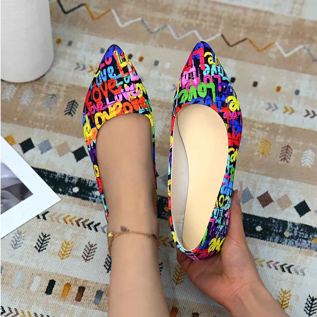 Arrival Women Pointed Toe Beautiful and Fashion Summer Shoes Flat Ballerina Comfortable Casual Women Shoes 250318