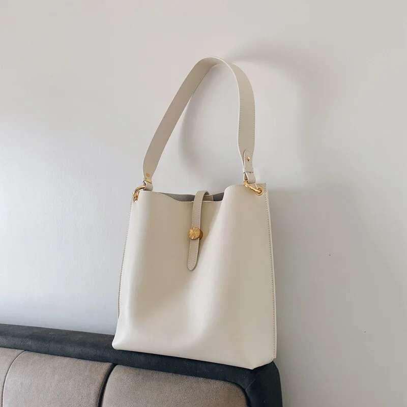 Genuine Female Large Handbag Casual Bucket Bags For Women 2023 High Quality Ladies Real Leather Retro Shoulder Bag Bolsa