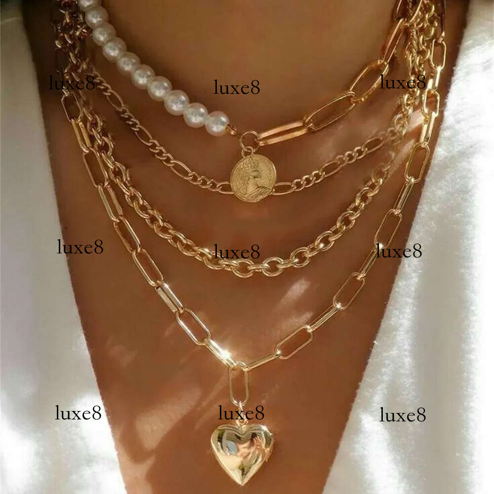 Vintage Punk Gold-plate Thick Chain Head Portrait Coin Pendant Necklace For Women Fashion Multilevel Geometric Hip Hop Jewelry