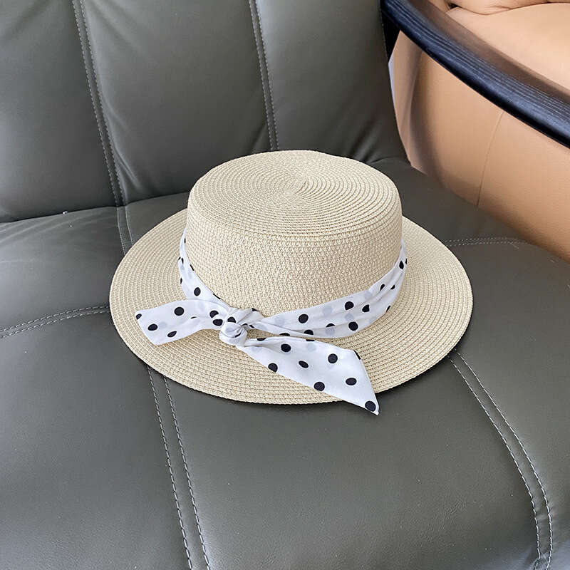 Flat top women's summer small fresh beach travel vacation sun protection and sunshade hat, polka dot flat edge grass hat