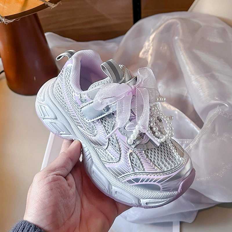 Childrens sports shoes 3-18 years old beige breathable girls running shoes Spring and Autumn beige fashion 100 childrens single shoes W250318