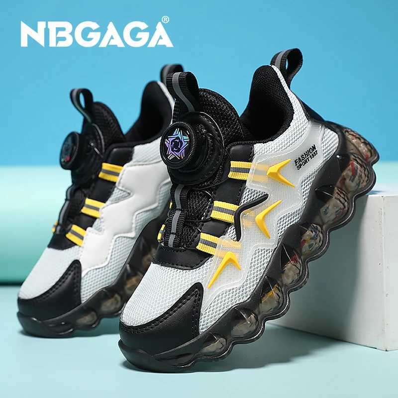 Childrens fashionable sports shoes boys running casual shoes comfortable mesh outdoor childrens casual tennis lightweight sports shoes W250318