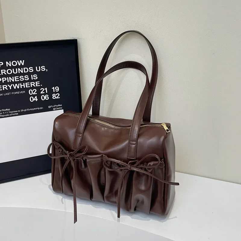 Leftside Bow Design PU leather underwear bag suitable for Wen 2025r trend new Fi Y2K handbag womens travel shoe bag Y250318