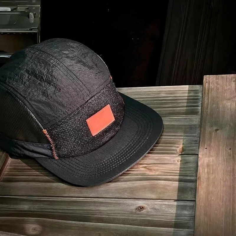 Designer Quick-Dry Mesh Ball Caps - Versatile 5 Panel Fitted Snapbacks for Men & Women