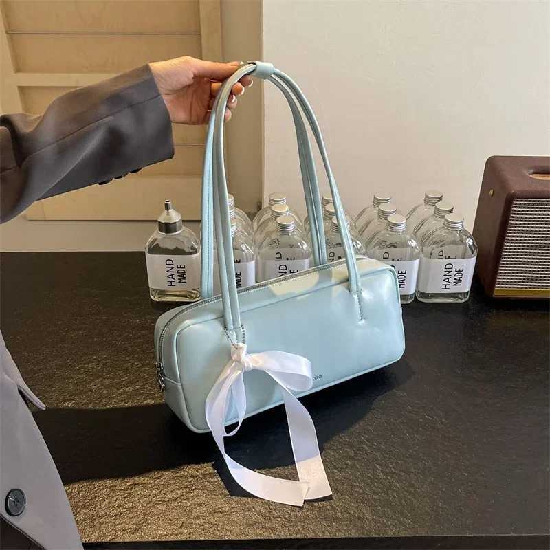 Fi Zipper Pu Interior Cpartment Shoder Bags Hot S Bags for Wen Soft Solid Wens Handbags Large Capacity Y250318