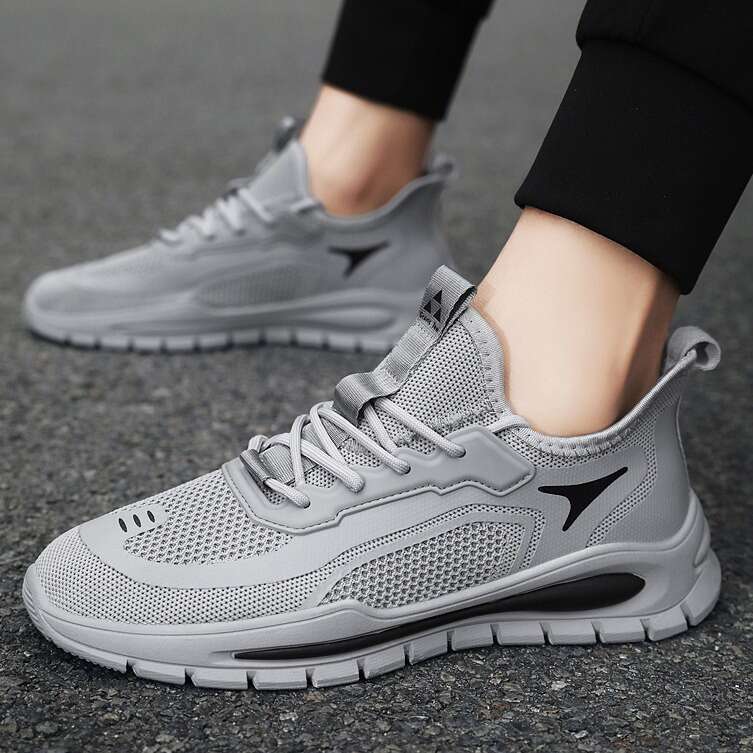 Versatile Flyknit New 2025 Summer Mesh Breathable Sports Running Men's Work and Leisure Coconut Shoes