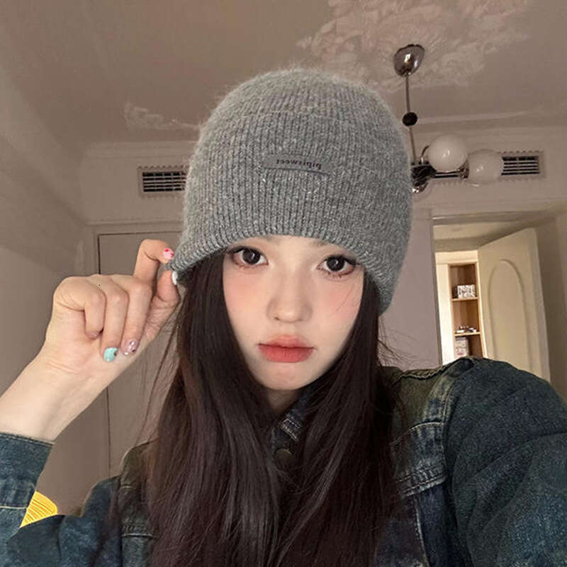 Korean autumn and winter casual hats with letter labeg, wool rabbit hair knitted cold hats, trendy