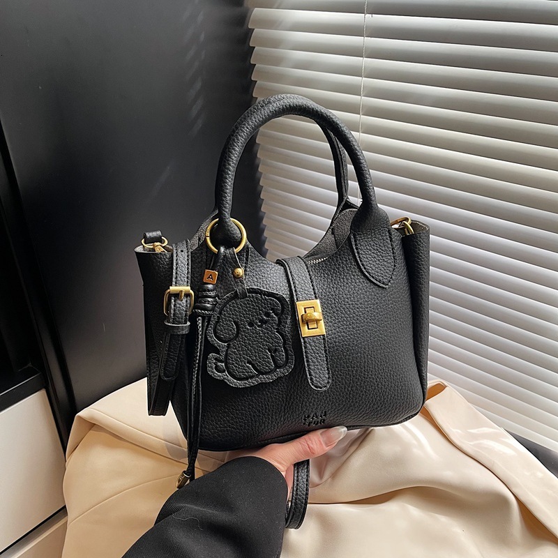 Large Capacity Spring Summer New Style Simple And Versatile Soft Leather Crossbody For Women S Casual Hand Held Tote Bag Shoulder Bags