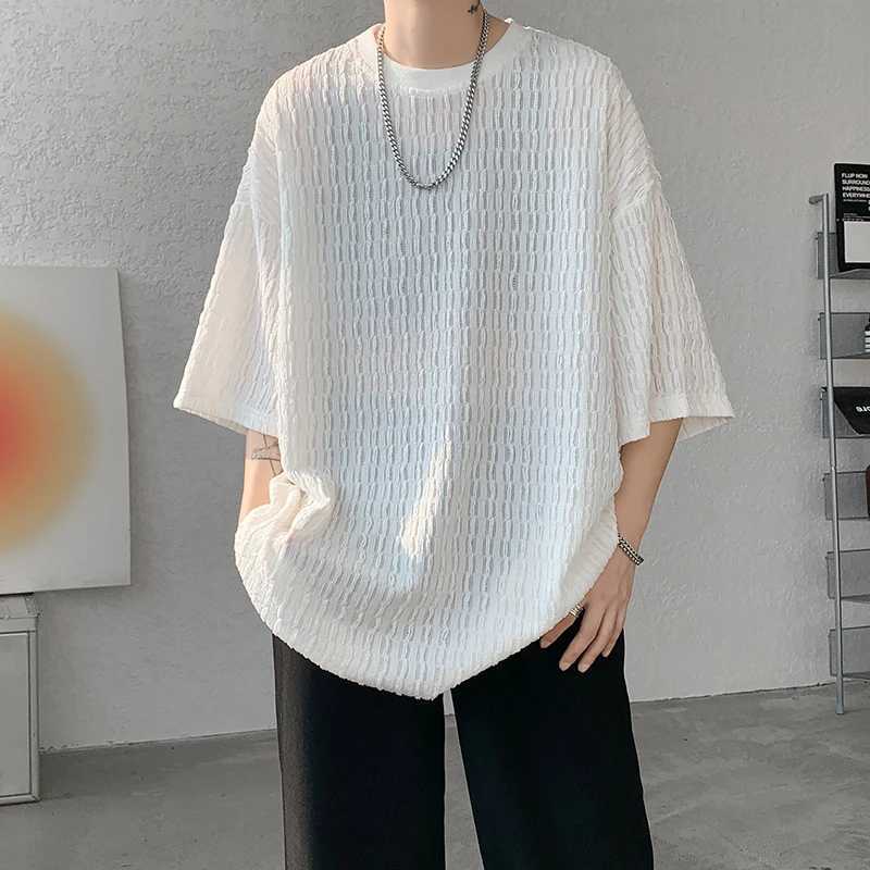 Summer textured short sleeved mens T-shirt Korean loose O-neck fashionable casual cool T-shirt oversized hollow top whiteT250318