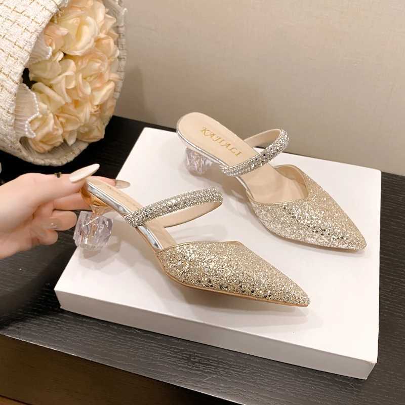 Wens Fi toe sandals are a new summer trend with shallow cut sequin fabric and high heels Y250317