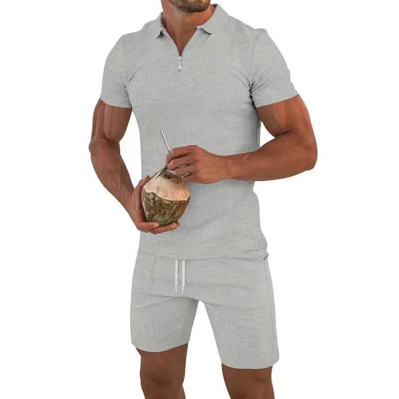 2024 New Mens Sportswear Short Sleeve T-shirt and Sportswear Summer Casual Jogging Pants Set Mens Two Piece Set W250318