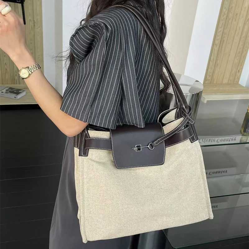 Brand Shoder Bag For Wen Contrast Color Retro Canvas Handbag ing Large Capaci Totebag Pin Buckle Design Underarm Bag Z250318