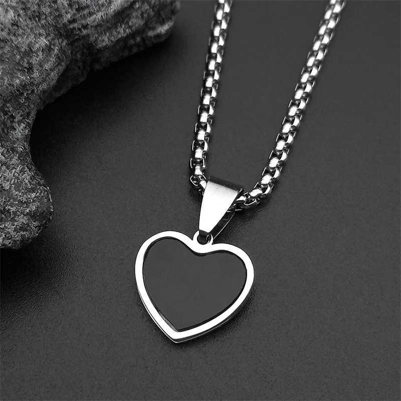 Simple Blackheart Pendant Necklace Womens Couple Stainless Steel Silver Love Valentines Day Gift Long Chain Jewelry W250318