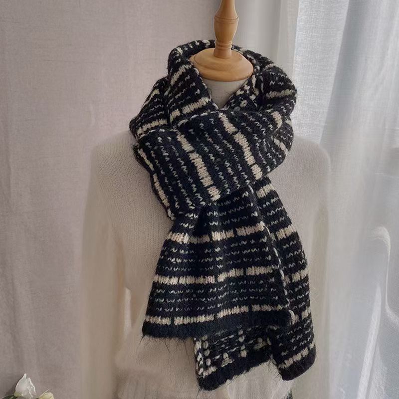 T307 striped simple versatile scarf 2025 new knitted wool scarf soft thick warm women