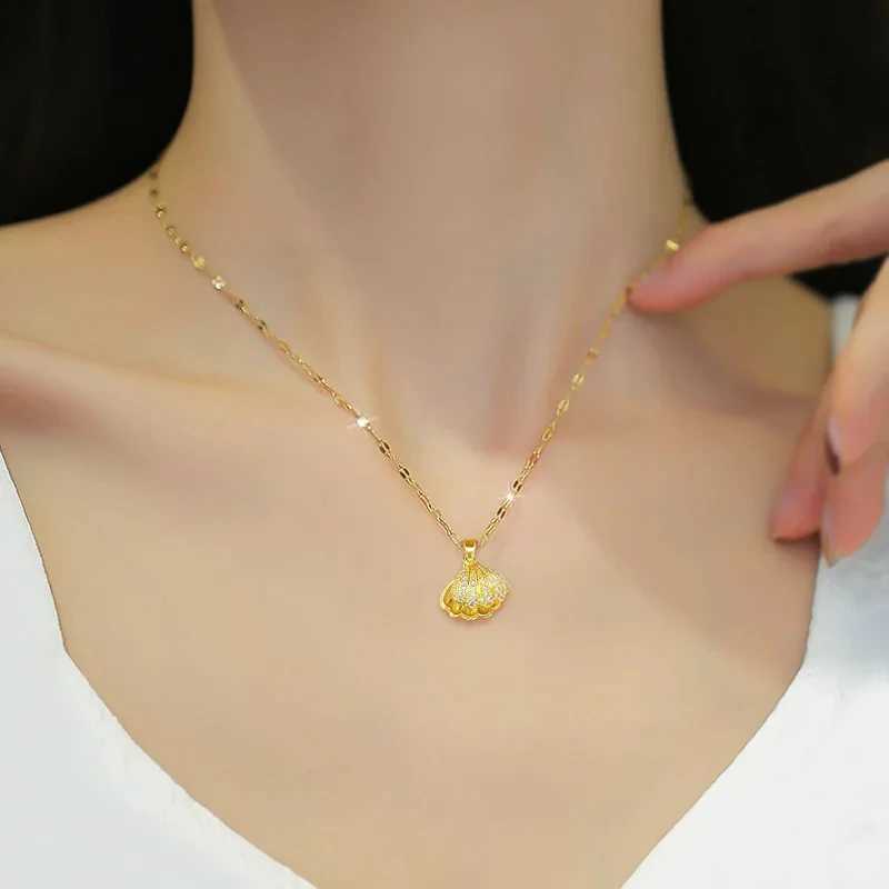 Korean Fashion Shell Pearl Necklace for Women Stainless Steel Creative Copper Micro -inlaid Marine Banquet Wedding Jewelry Gift W250318