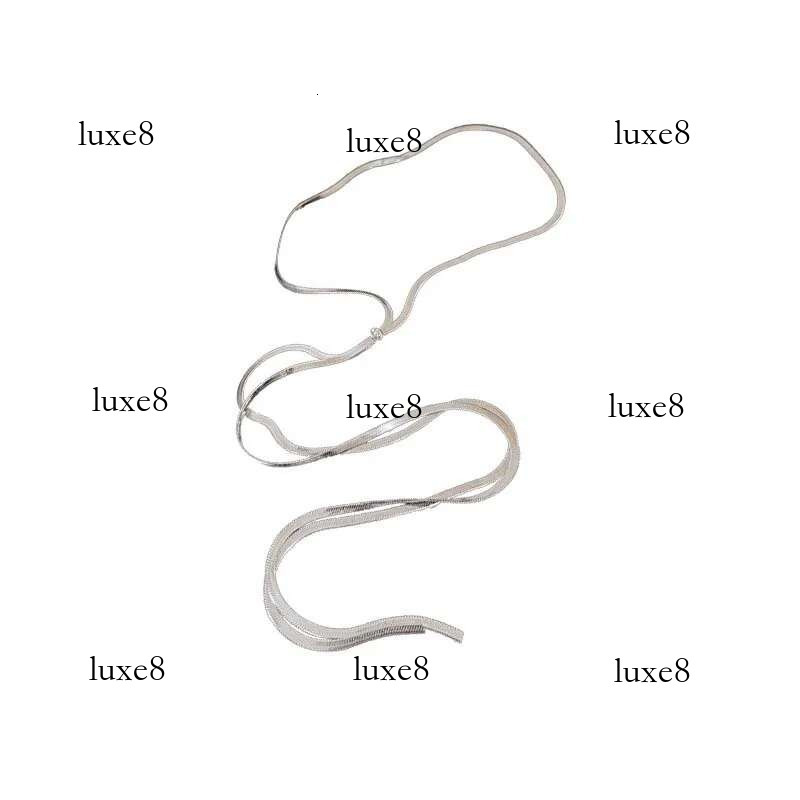 Fashion Metal Long Snake Bone for Women Hip Hop Sier Color Pull Sweater Chain Necklace Jewelry 2025 New
