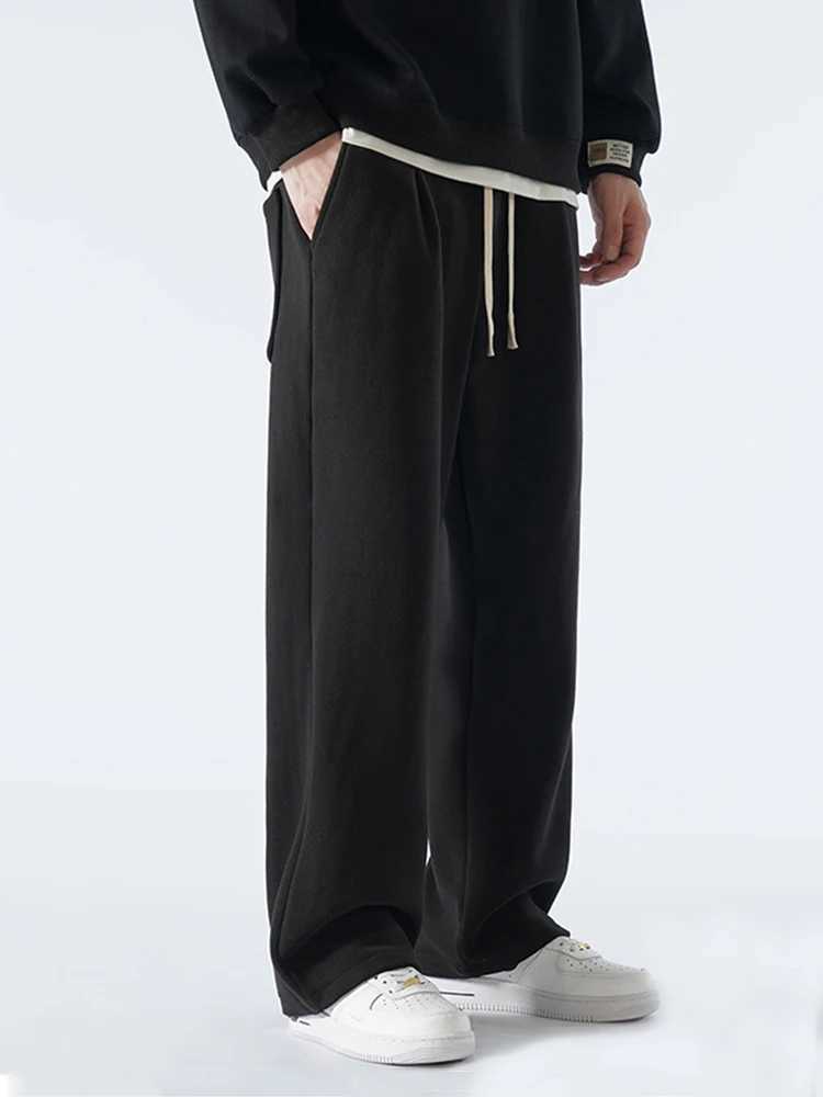 Winter mens sports pants Korean fashion thick wool wide leg straight loose track pants mens casual hot velvet Trousers W250318