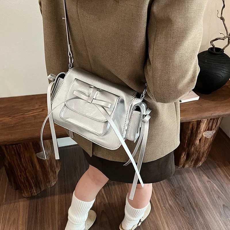 LEFTSIDE Small PU Leather Shoder Bags Lady Crossbody Bag for Wen 2024 Winter Trend Y2K Korean Women Bow Tie Handbags Y250318