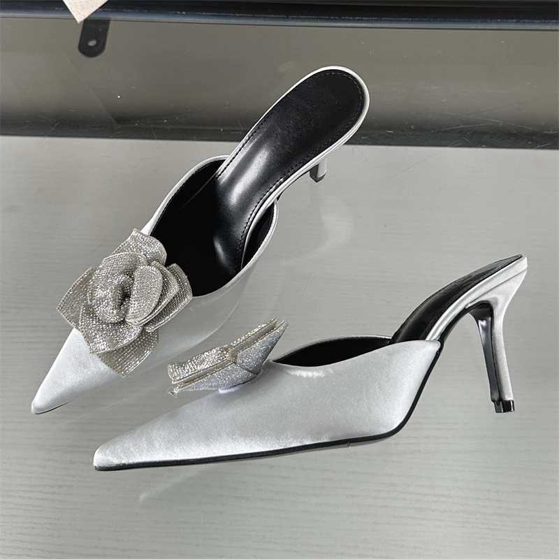 Eilyken Designer CRYSTAL Flower Silk Pointed To Wen Slippers Fi Thin H Party Dress Womens Me Shoes Y250317