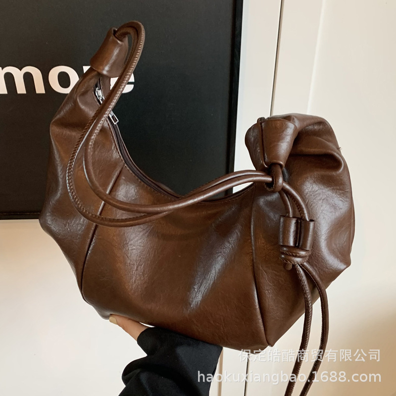 Korean Ins Large Capacity Soft Leather Dumpling For Women Lazy Style Leisure Versatile Commuter Single Shoulder Crossbody Bag Shoulder Bags