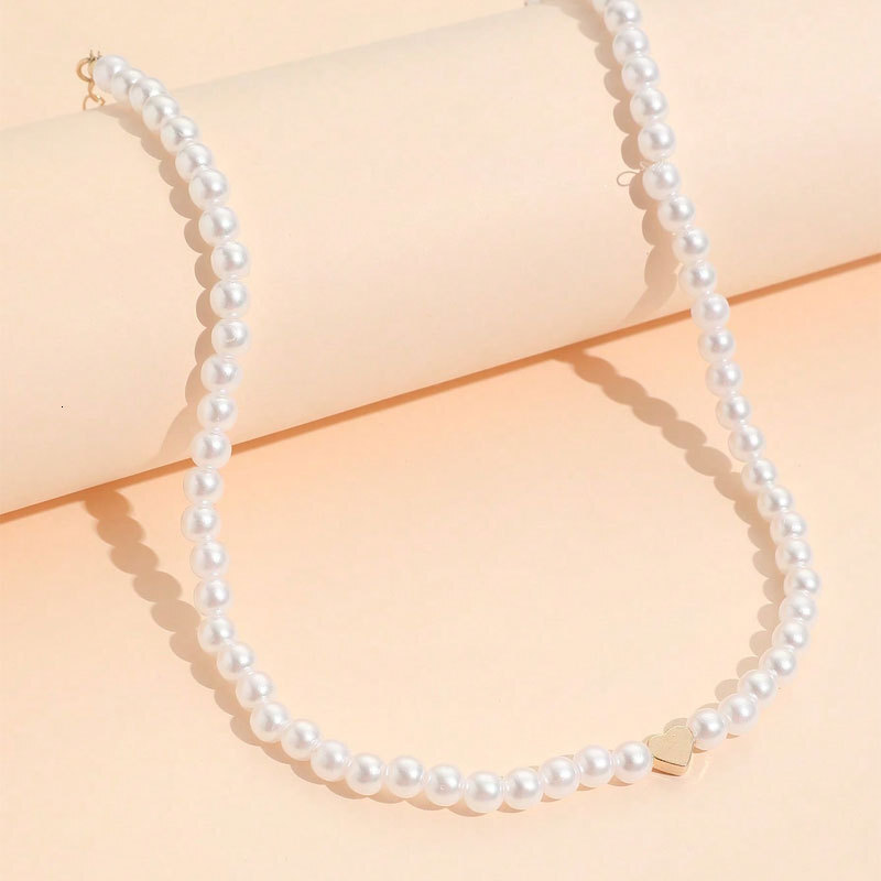 Love Imitation Pearl Splicing Necklace Women's Artificial Pearl Peach Heart Choker Collar Bone Chain Jewelry