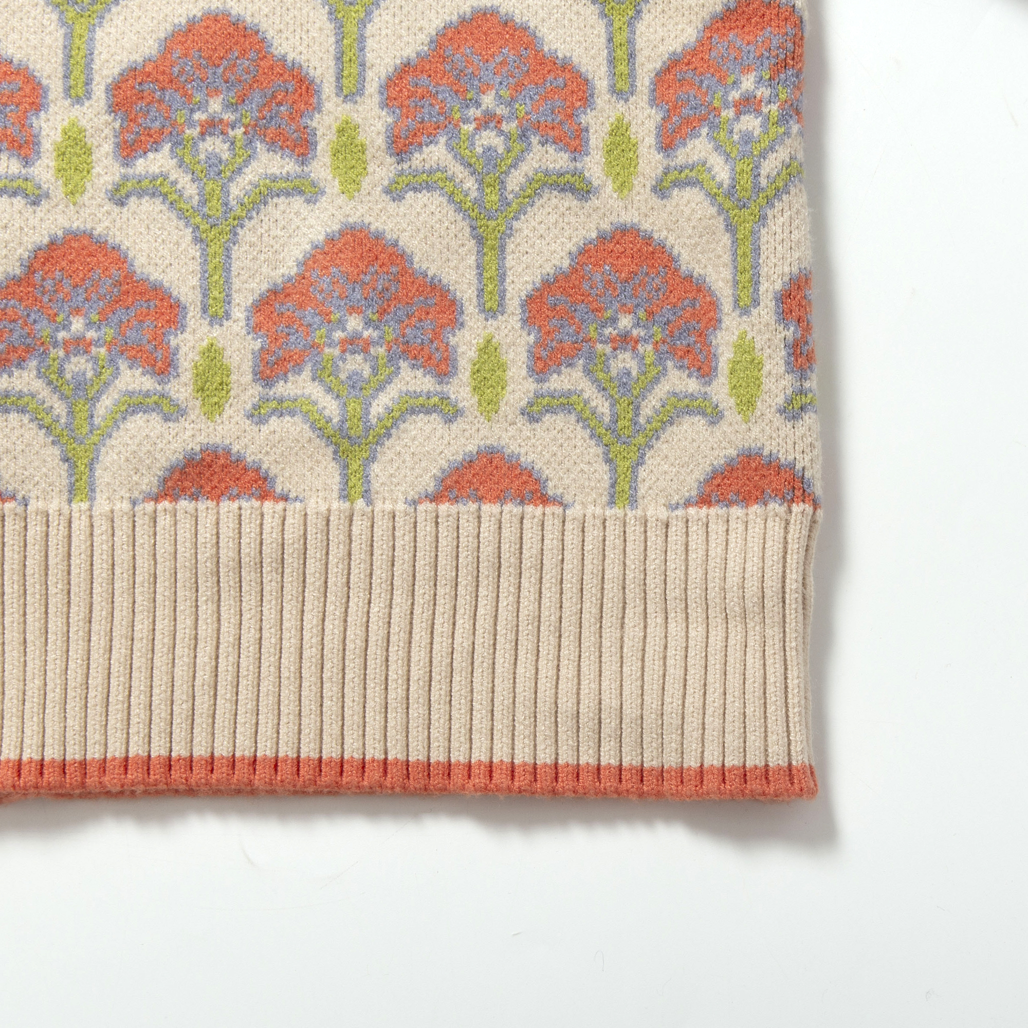 Cozy Women's Pullover with Jacquard Pattern Soft & Airy Design