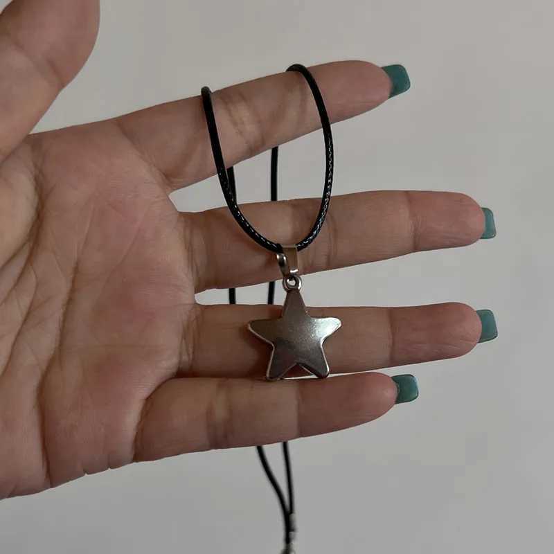 New Korean fashion hollow titanium steel star pentagonal pendant necklace suitable for women men black rope chain necklace Y2k party jewelry W250318