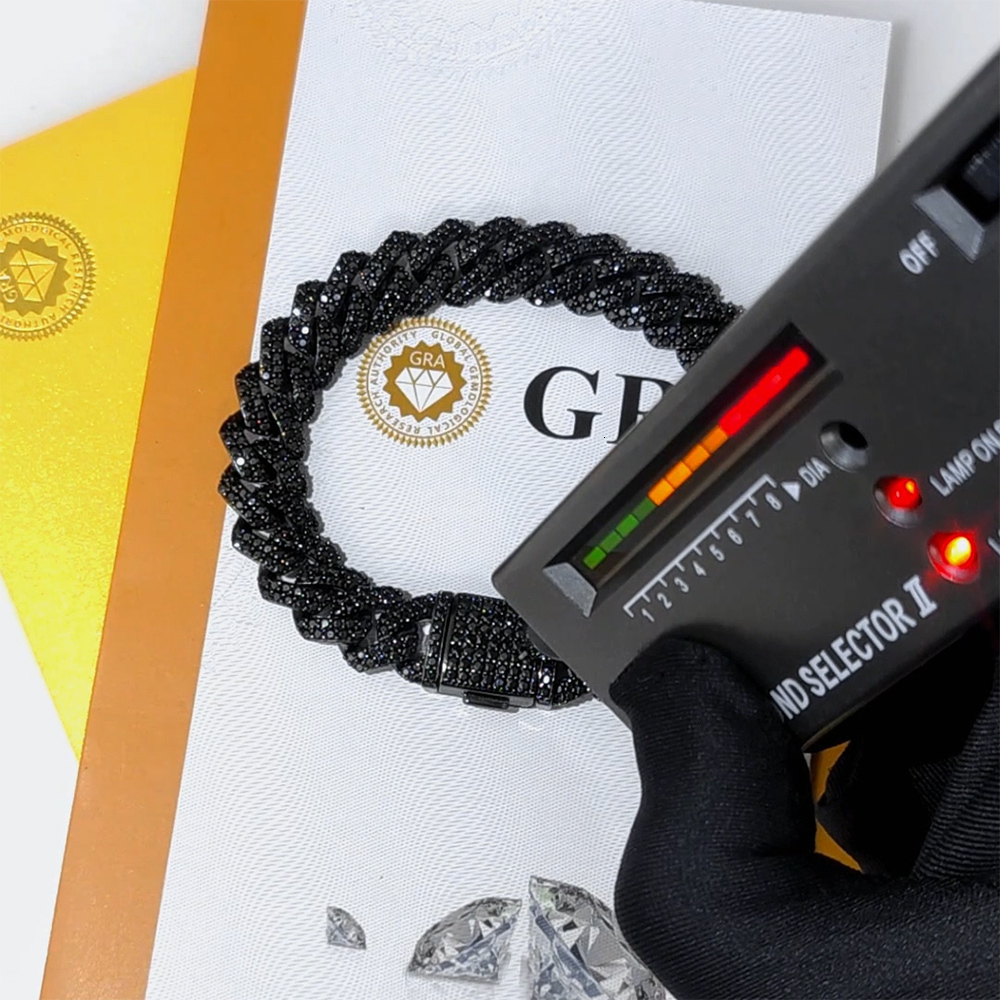 Hip Hop Jewelry Custom Plated 10/12mm Ice out VVS Black Moissanite Cuban Link Chain Necklace for men