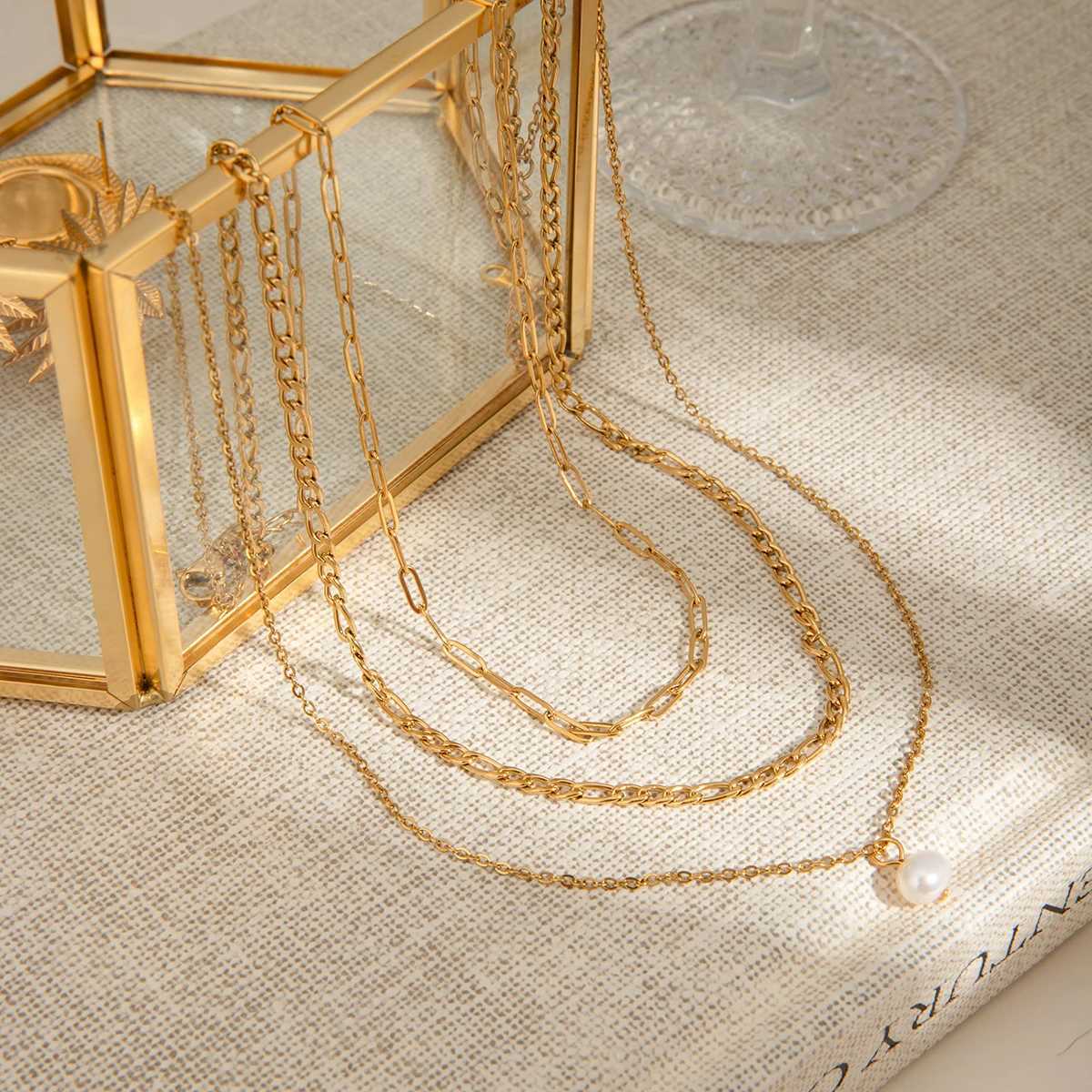 Youthway Natural Pearl Pendant Multi layer Necklace Stainless Steel Waterproof 18K PVD Galvanized Jewelry Accessories Gift W250318