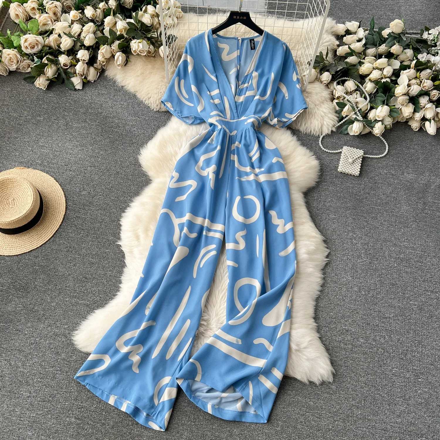 Summer casual womens printed wide leg jumpsuit womens V-neck short puff Slve high waisted loose jumpsuit new fashion X250318
