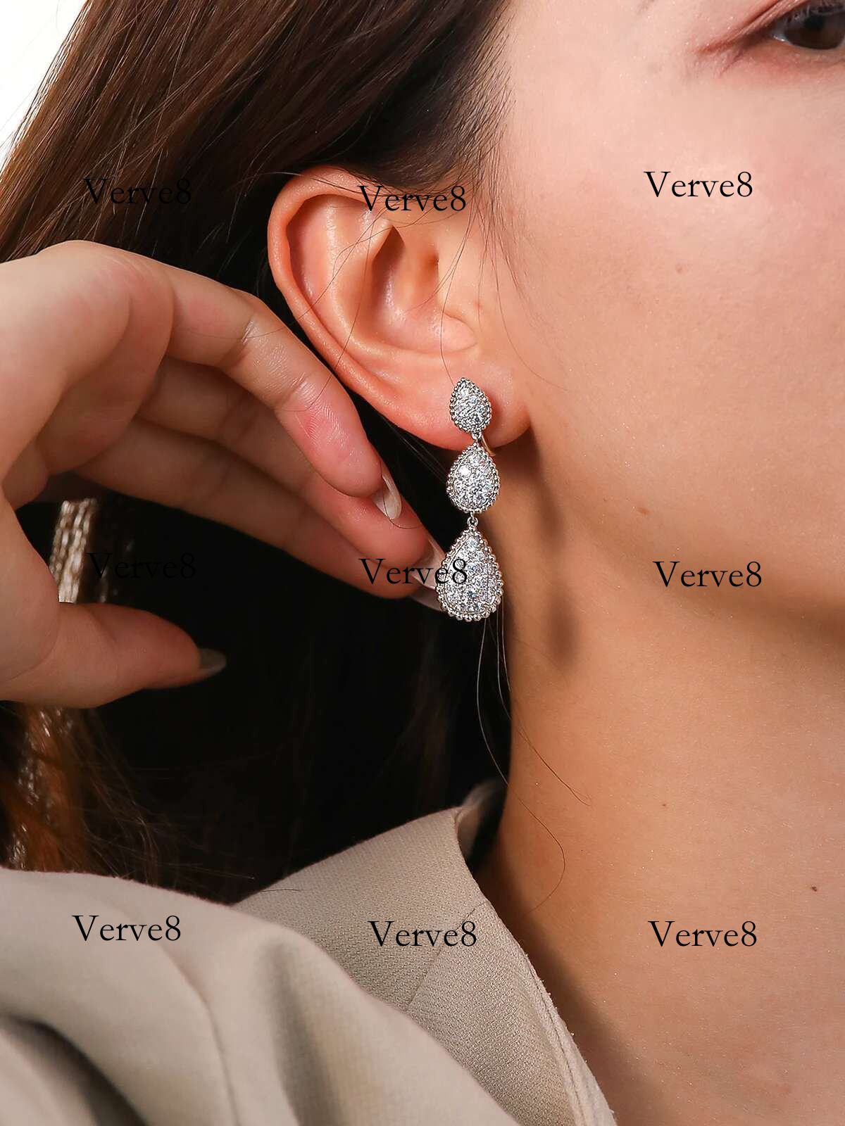 TYYL Vintage Ear Clip Earrings for Women Jewelry Fashion Party Large Water Drop Design Gold Plated Eardrop Stud Earring