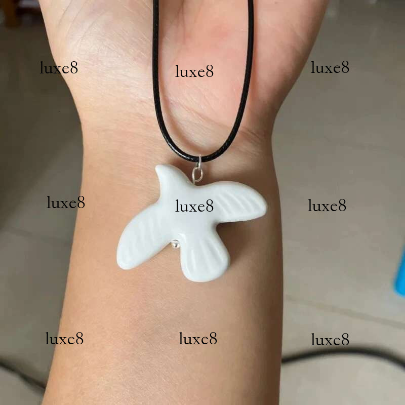 Fashion White Peace Dove Pendant Necklace Earrings for Women Vintage Metal Geometric Round Ear Hoop Jewelry Gift