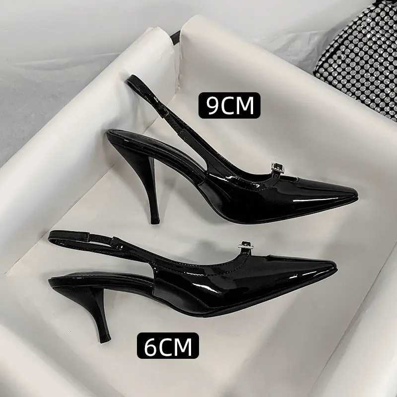 2024 Black patent leather high H new royal sisters drill button pump square stiletto shoes Fem Y250317