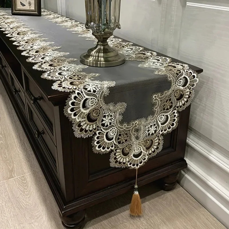 Oval Tablecloth DinningTable Runner embroidered Tea Table Cover Europe TV Cabinet Table cloth Lace Pendant tassel Dresser Dust 250317
