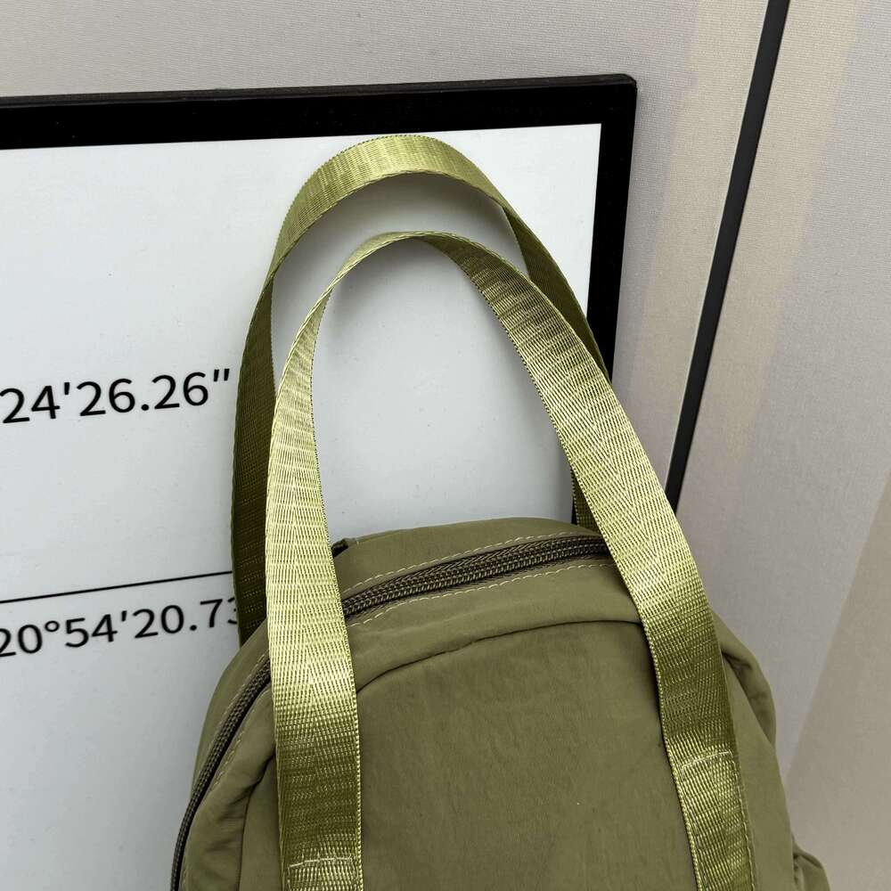 Sports chest bag for men, outdoor multifunctional small backpack, new style for students, simple and lightweight casual crossbody bag for men